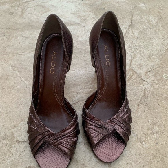 Chocolate peep toe heels - Picture 6 of 9